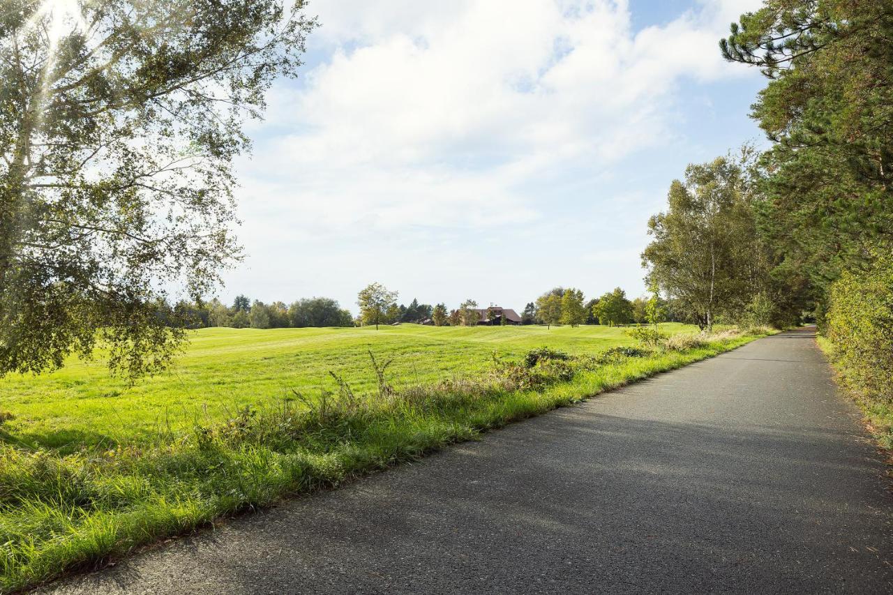 Golf & Spa Kuneticka Hora Dritec エクステリア 写真