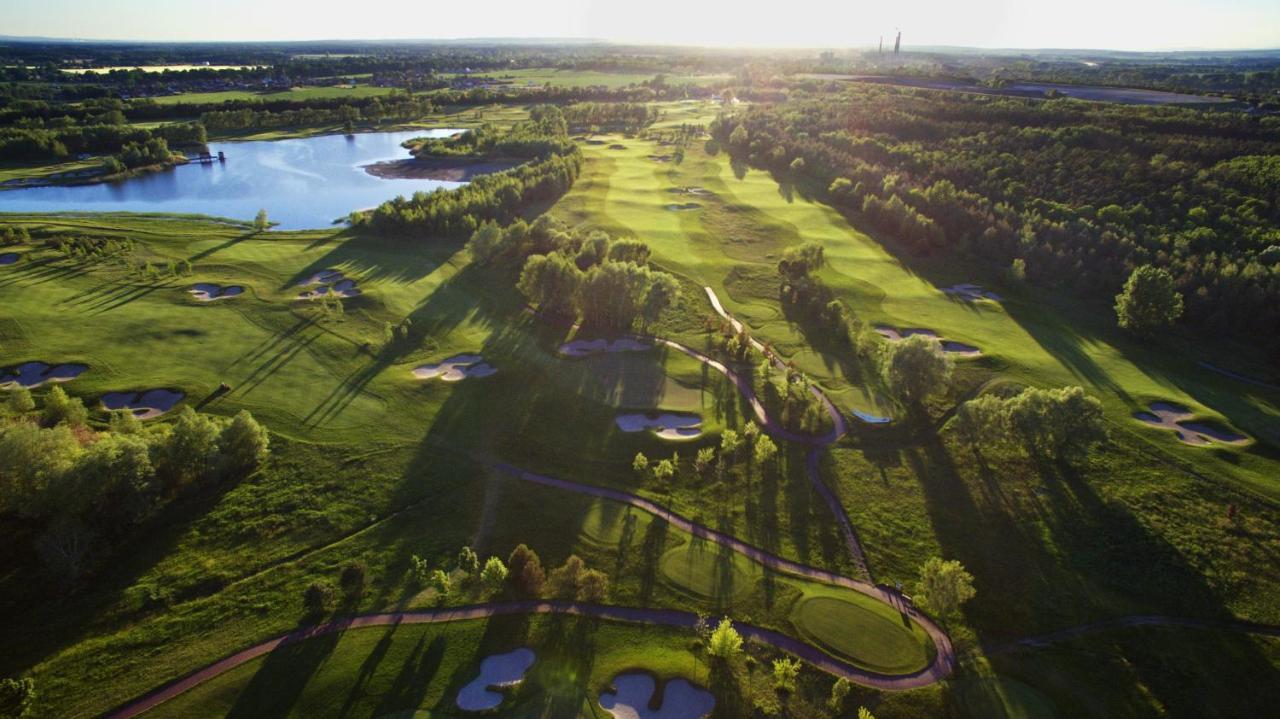 Golf & Spa Kuneticka Hora Dritec エクステリア 写真